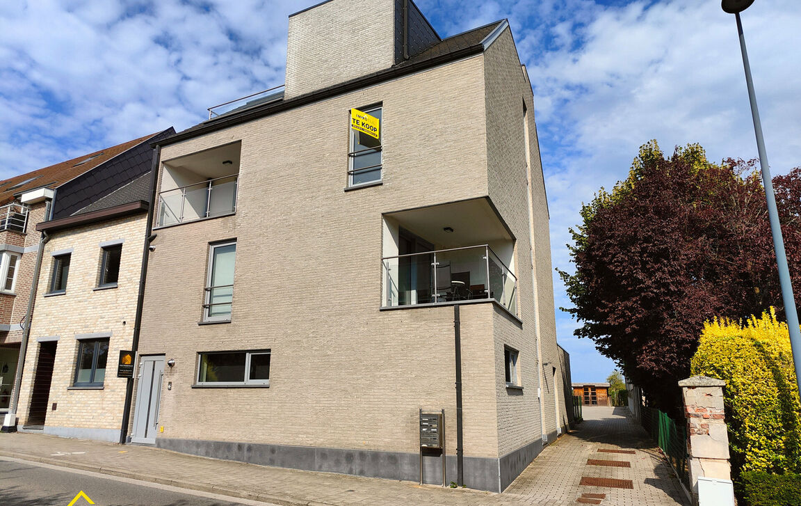 Appartement te koop in Nieuwerkerken