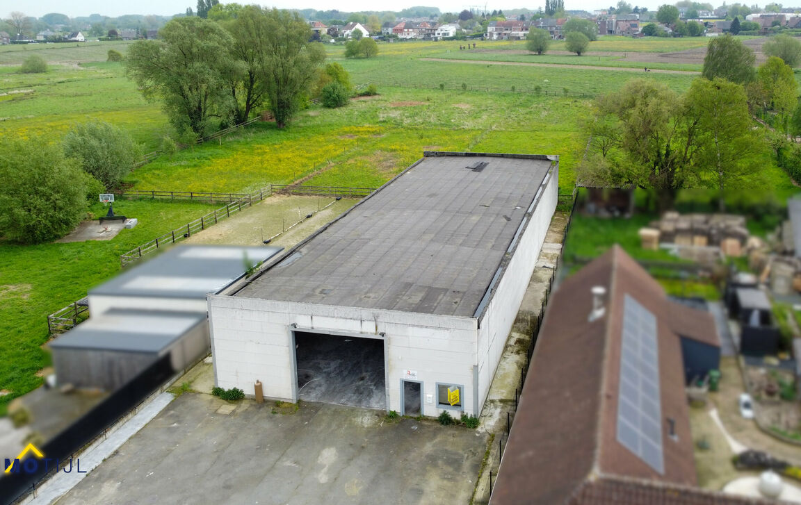 Gebouw voor gemengd gebruik te koop in Aalst