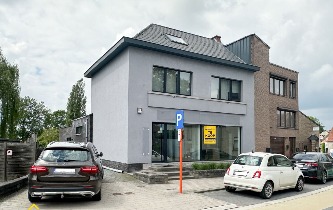 Gebouw voor gemengd gebruik te koop in Aalst