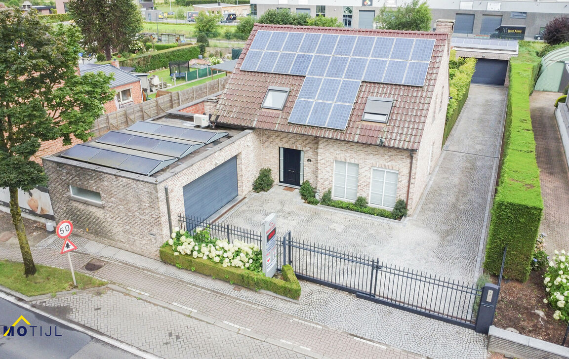 Gebouw voor gemengd gebruik te koop in Dendermonde