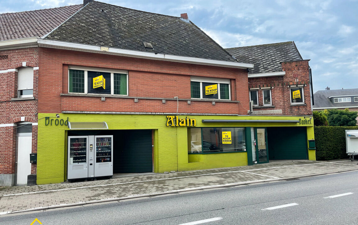 Gebouw voor gemengd gebruik te koop in Gijzegem