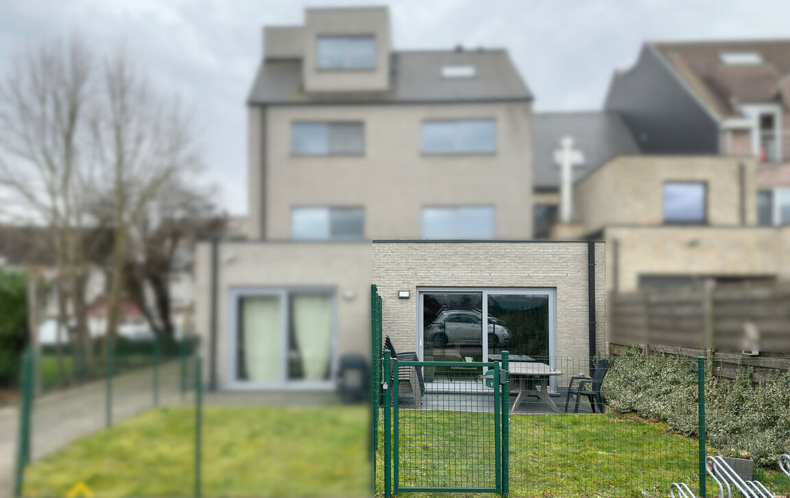 Gelijkvloerse verd. + tuin te koop in Nieuwerkerken