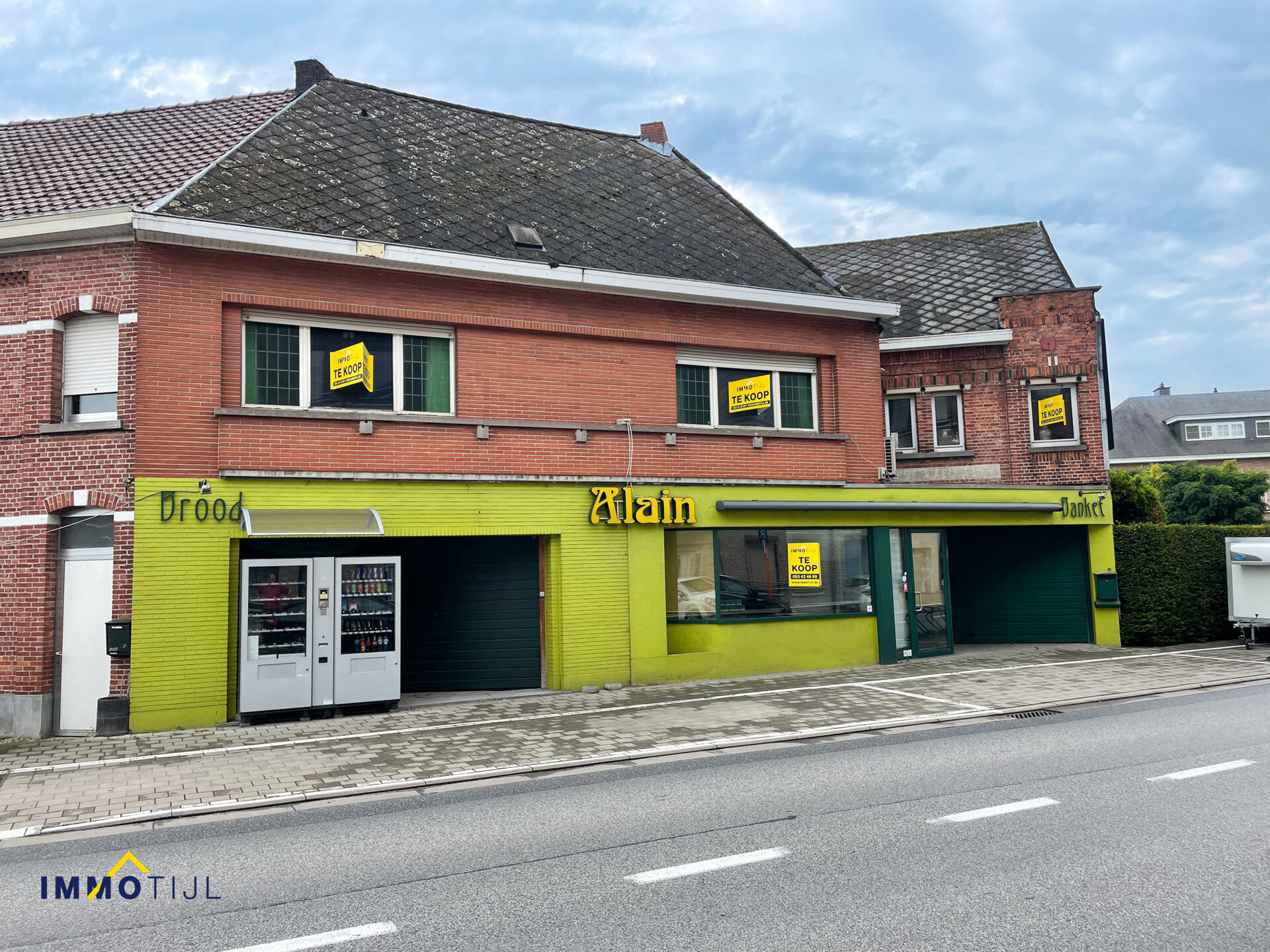 Gebouw voor gemengd gebruik te koop in Aalst