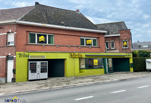 Gebouw voor gemengd gebruik te koop in Aalst