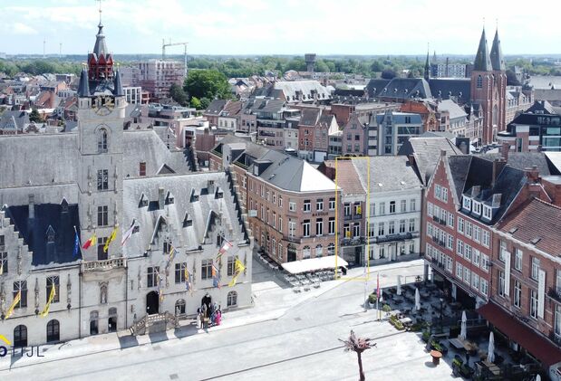 Gebouw voor gemengd gebruik te koop in Dendermonde