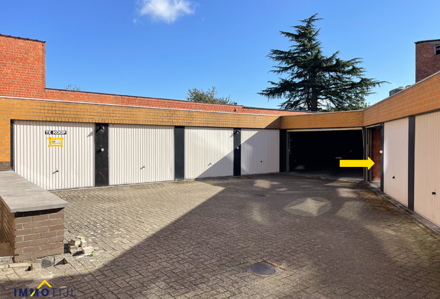 Gesloten garagebox te koop in Aalst